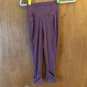 Gymshark Maroon Capri Workout Leggings Women’s Size XS